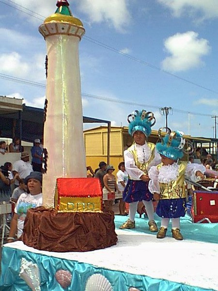 Carnival-Aruba-children-ostad-02.jpg