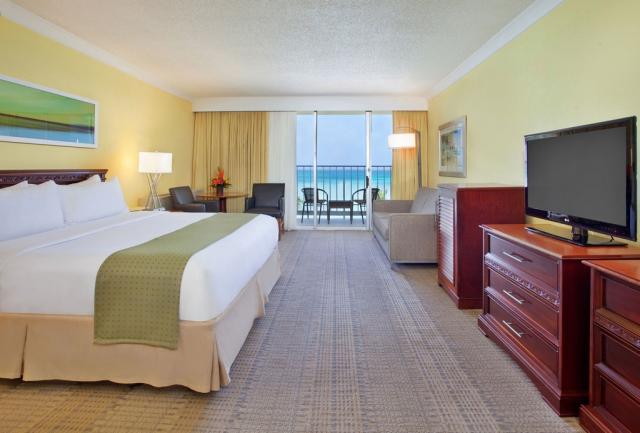 Holiday-Inn-Resort-Aruba-King-Oceanview-2.jpg
