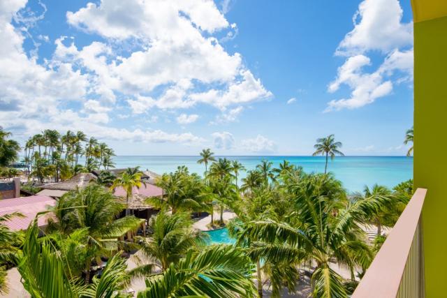 Aruba-Holiday-Inn-Partial-Ocean-View-Balcony-1.jpg