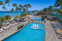 Aruba-Holiday-Inn-Pool-Drone.jpg