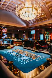 Wind Creek Aruba Casino (5).jpg