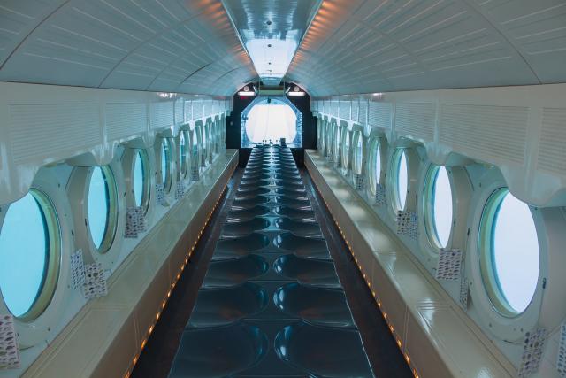 Atlantis Submarine - Inside Empty-min.JPG