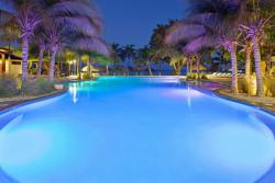 Holiday-Inn-Resort-Aruba-Sea-Pool.jpg